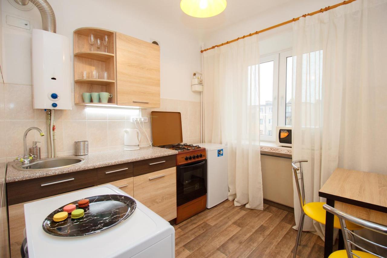 Apartment On Soborniy 85 *